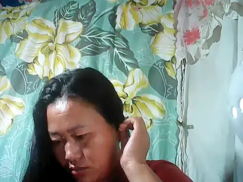 Snapshot of Sexyhorney4u chatting on September 2025 08:32:02 PM Sexyhorney4u online show from September 2025 08:32:02 PM