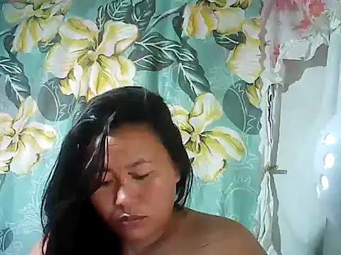 Snapshot of Sexyhorney4u chatting on September 2025 05:06:01 PM Sexyhorney4u online show from September 2025 05:06:01 PM