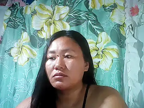 Snapshot of Sexyhorney4u chatting on November 2025 10:41:02 PM Sexyhorney4u online show from November 2025 10:41:02 PM