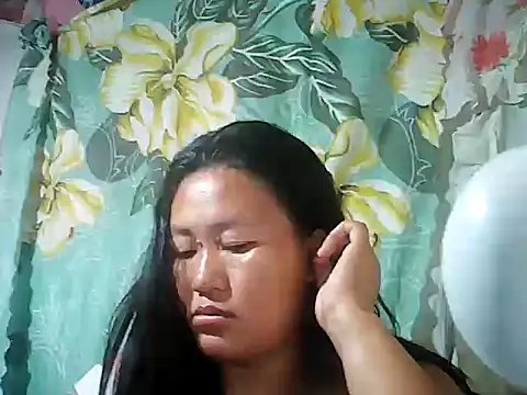 Snapshot of Sexyhorney4u chatting on November 2025 10:09:02 PM Sexyhorney4u online show from November 2025 10:09:02 PM