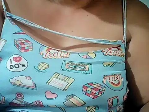 Snapshot of Sexyhorney4u chatting on December 2025 09:20:02 PM Sexyhorney4u online show from December 2025 09:20:02 PM