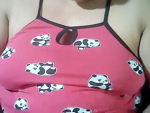 Snapshot of Sexyhorney4u chatting on December 2025 12:10:02 PM Sexyhorney4u online show from December 2025 12:10:02 PM