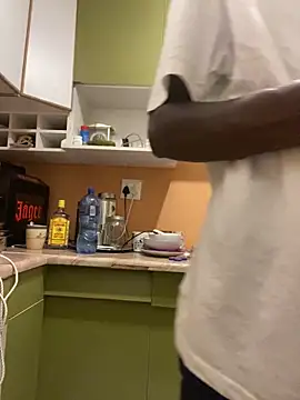 amiable12 online show from February 2026 09:44:01 PM