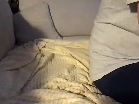 Snapshot of Perwers_41 chatting on March 2026 10:15:01 PM Perwers 41 online show from March 2026 10:15:01 PM