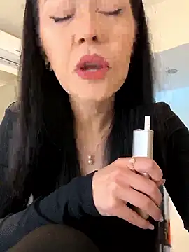 Snapshot of denise_k chatting on January 2026 12:43:01 PM denise k online show from January 2026 12:43:01 PM