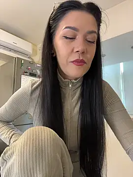 Snapshot of denise_k chatting on February 2026 12:47:02 PM denise k online show from February 2026 12:47:02 PM