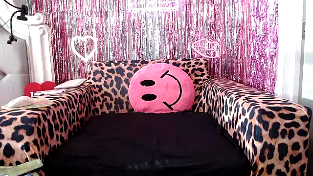 BigFineSelena online show from March 2025 01:10:02 PM