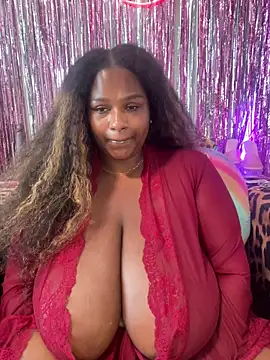 BigFineSelena online show from July 2026 07:46:01 PM