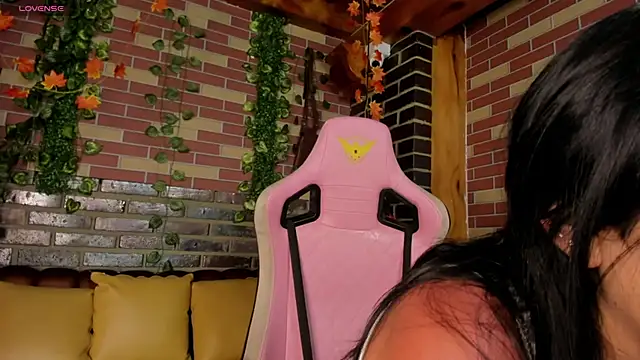 Snapshot of dayra_angels chatting on January 2025 11:32:01 PM dayra angels online show from January 2025 11:32:01 PM