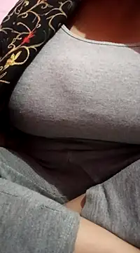 Snapshot of rekhabb123 chatting on February 2025 04:44:01 PM rekhabb123 online show from February 2025 04:44:01 PM