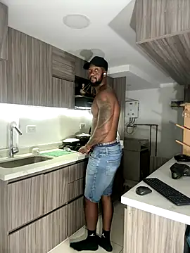 blackdrey18 online show from October 2025 01:55:02 PM