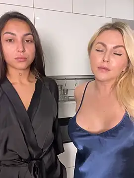 Snapshot of Keep_us_wild chatting on October 2025 04:31:02 AM Keep us wild online show from October 2025 04:31:02 AM