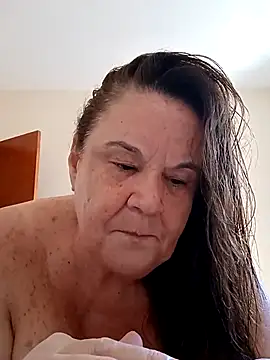 Yaya Mineira online show from March 2025 01:01:01 PM
