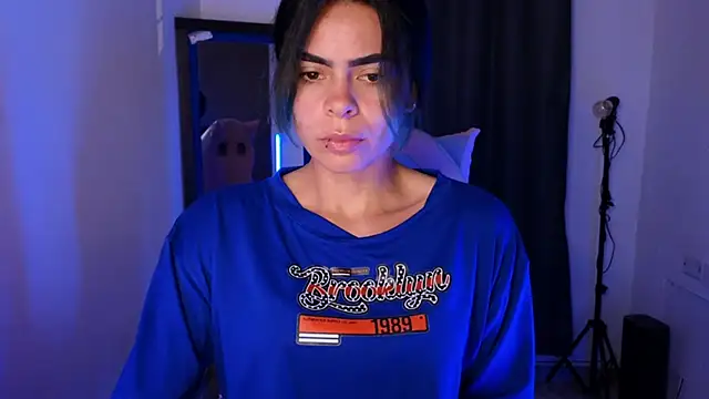 Snapshot of sexyladyy_ chatting on October 2025 11:05:02 PM sexyladyy online show from October 2025 11:05:02 PM