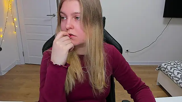 Snapshot of stacy_miracle chatting on December 2024 03:25:02 PM stacy miracle online show from December 2024 03:25:02 PM