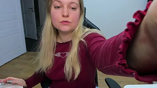 Snapshot of stacy_miracle chatting on January 2025 01:59:02 PM stacy miracle online show from January 2025 01:59:02 PM