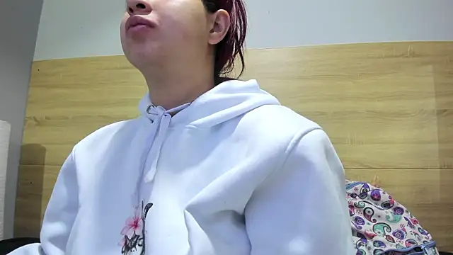 madelaine blosson online show from March 2026 10:31:02 AM