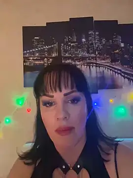 Snapshot of Lolaley2 chatting on February 2025 03:27:01 PM Lolaley2 online show from February 2025 03:27:01 PM