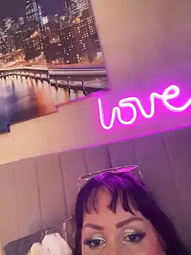 Snapshot of Lolaley2 chatting on October 2025 06:11:02 AM Lolaley2 online show from October 2025 06:11:02 AM