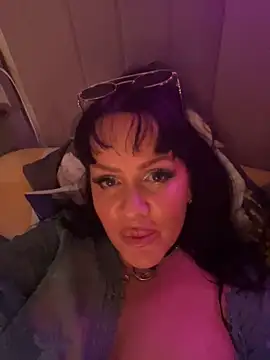 Snapshot of Lolaley2 chatting on December 2025 09:25:01 AM Lolaley2 online show from December 2025 09:25:01 AM