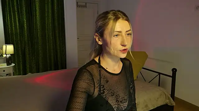 Snapshot of ZoeGrant chatting on May 2026 05:41:02 PM ZoeGrant online show from May 2026 05:41:02 PM