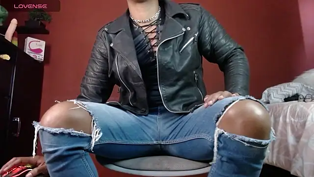 Snapshot of TomLover_12 chatting on March 2025 01:23:02 PM TomLover 12 online show from March 2025 01:23:02 PM