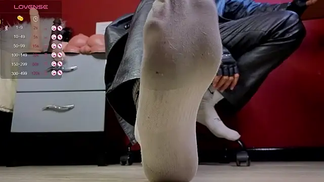 Snapshot of TomLover_12 chatting on November 2025 10:19:01 PM TomLover 12 online show from November 2025 10:19:01 PM