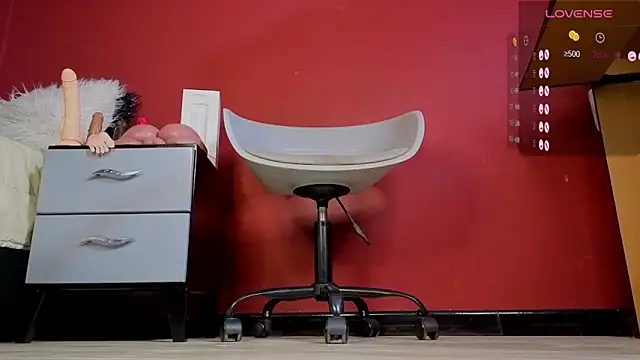 Snapshot of TomLover_12 chatting on November 2025 02:00:02 AM TomLover 12 online show from November 2025 02:00:02 AM