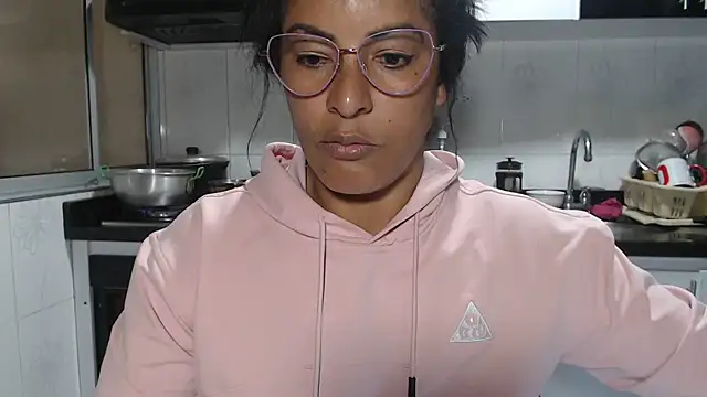 kateleyagrey online show from January 2026 07:34:01 PM