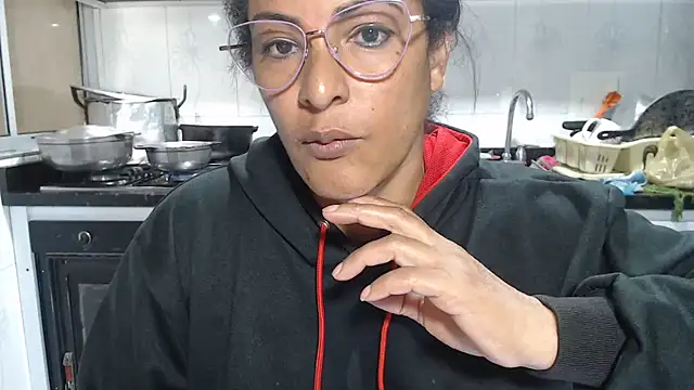 kateleyagrey online show from February 2026 08:47:01 PM