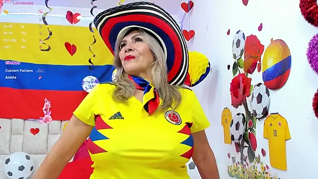 Snapshot of Celeste_Lincon chatting on June 2026 01:04:01 AM Celeste Lincon online show from June 2026 01:04:01 AM