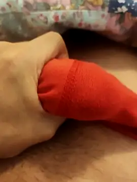 PepeCharlie27 online show from April 2026 06:32:01 AM