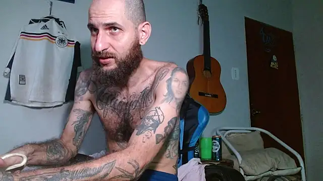 Snapshot of Tatted21xxx chatting on June 2026 10:36:02 PM Tatted21xxx online show from June 2026 10:36:02 PM