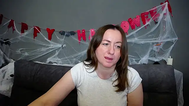 Abby Taylorr online show from October 2025 12:17:02 PM