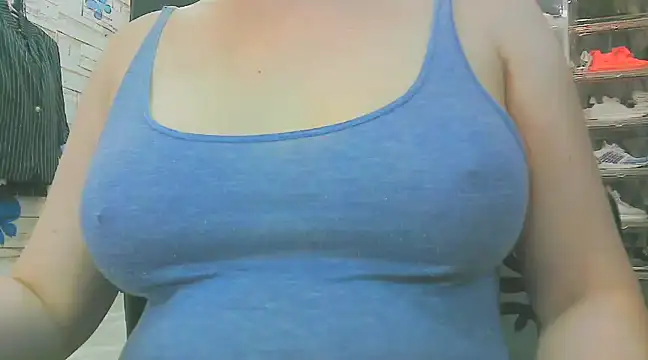 Snapshot of keepmepregnantT chatting on January 2025 11:37:02 AM keepmepregnantT online show from January 2025 11:37:02 AM