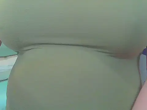 Snapshot of keepmepregnantT chatting on September 2025 11:32:01 AM keepmepregnantT online show from September 2025 11:32:01 AM