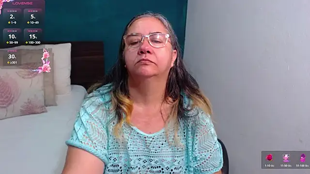 scaelettdubois online show from February 2026 12:45:01 PM