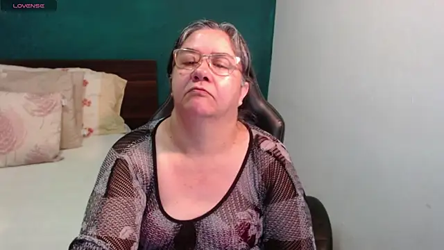 scaelettdubois online show from July 2026 06:29:01 AM
