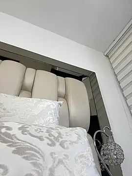 ALISSON FOXXX1 online show from November 2025 04:50:01 PM