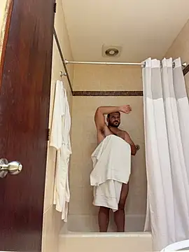 JonJ0 online show from March 2026 12:53:01 PM