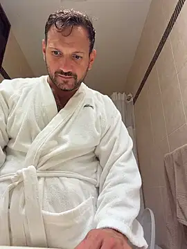 JonJ0 online show from March 2026 11:20:02 PM