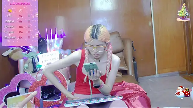 Skinygirl online show from March 2025 10:47:01 PM