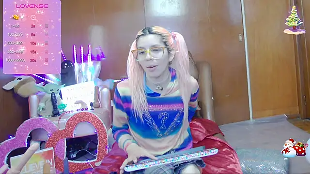 Skinygirl online show from March 2025 11:39:01 PM