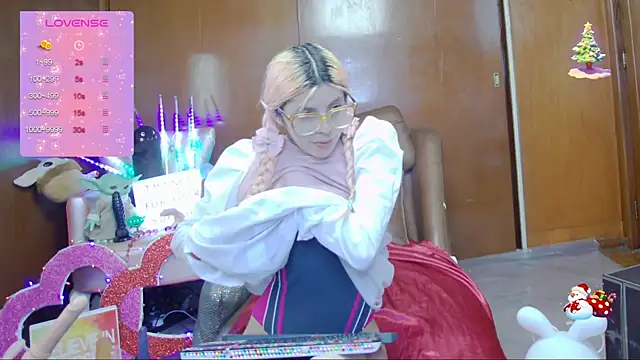 Skinygirl online show from March 2025 12:01:02 AM