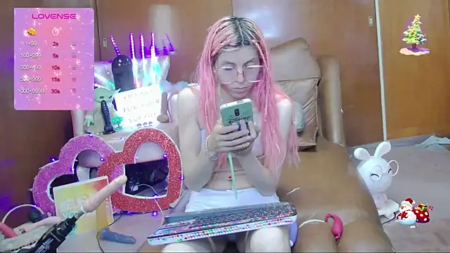 Skinygirl online show from September 2025 12:59:01 AM