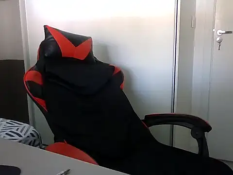 Juninho10c online show from November 2025 01:11:02 PM