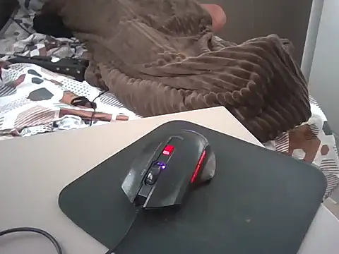 Juninho10c online show from November 2025 12:49:01 PM