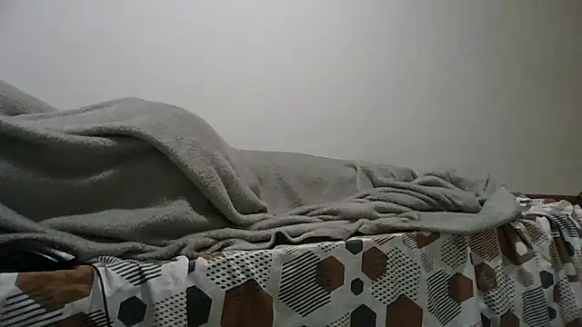 Juninho10c online show from December 2025 04:07:02 AM