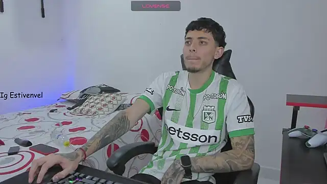 steve latin online show from February 2026 01:59:02 AM