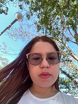 Snapshot of Lucyklein2022 chatting on January 2025 02:24:02 PM Lucyklein2022 online show from January 2025 02:24:02 PM